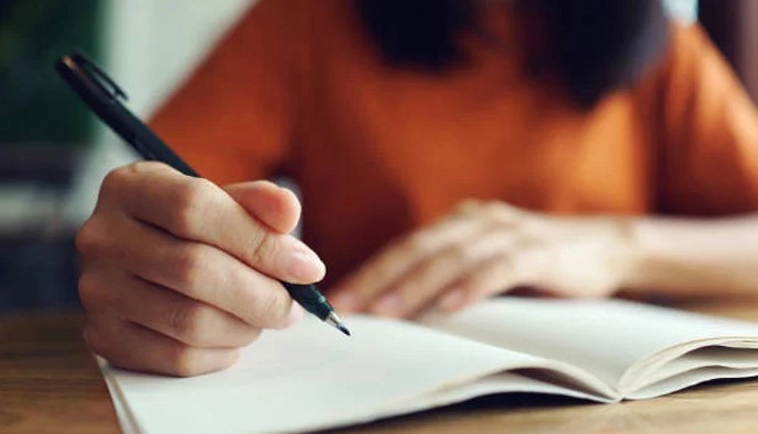 Is handwriting better for the brain than typing، Research reveals important findings Is handwriting better for the brain than typing، Research reveals important findings