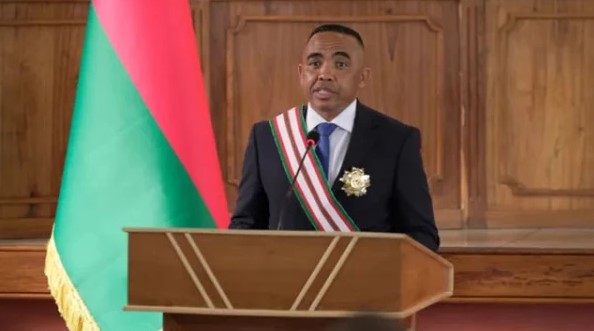 New Colonel Michel Rendriana sworn in as president in Madagascar New Colonel Michel Rendriana sworn in as president in Madagascar