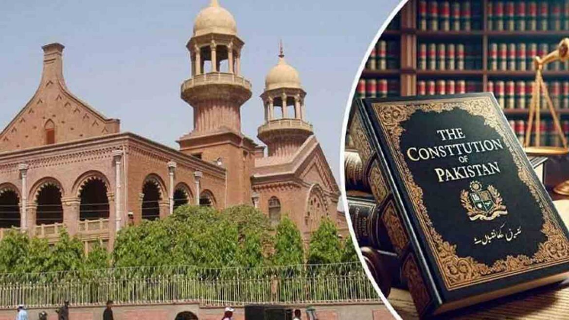 27ویں آئینی ترمیم کے خلاف دائر درخواستوں پر لاہور ہائیکورٹ نے فل بینچ تشکیل دے دیا