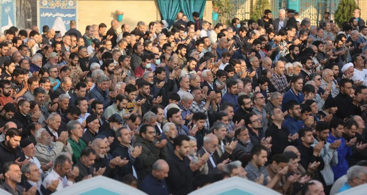 Iran suffers from the worst drought in history, thousands pray for rain in mosques