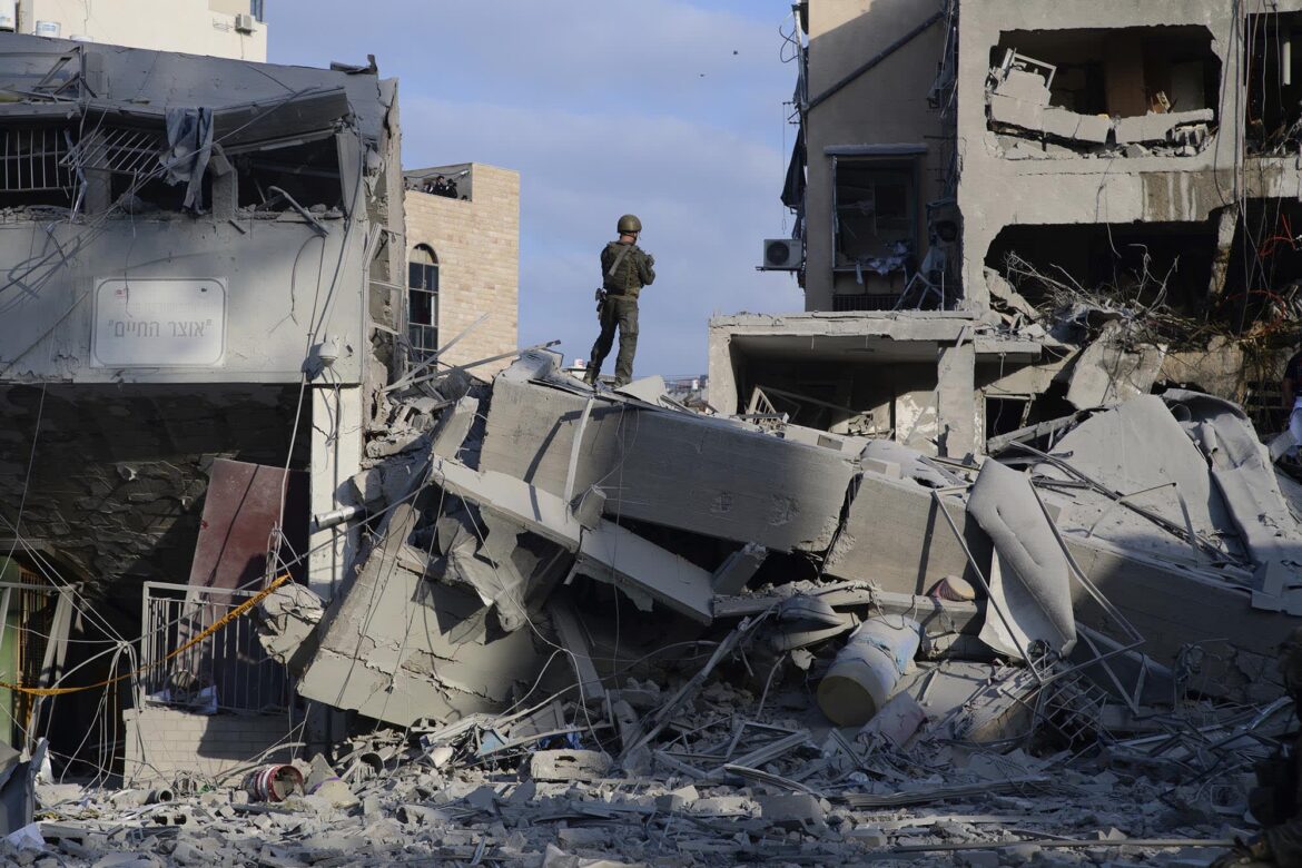 آپریشن وعدہ صادق 4 میں صہیونی رہنماؤں اور حساس مراکز کو نشانہ بنانے کا دعویٰ