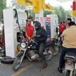 موٹر سائیکل سواروں کیلئے سستا پیٹرول، ماہانہ 20 لیٹر کوٹہ دینے کی تجویز