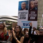 نیتن یاہو کے خلاف رشوت اور اختیارات کے غلط استعمال پر مقدمات کی سماعت اتوار کو شروع