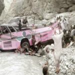 Horrific accident on the Balochistan-Khyber Pakhtunkhwa border; 40 passengers lose their lives.